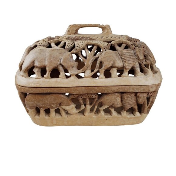 Folk Art Carved Wood Bread Basket Decor Box Wildlife Elephant Rhino Lion Safari - Picture 1 of 12